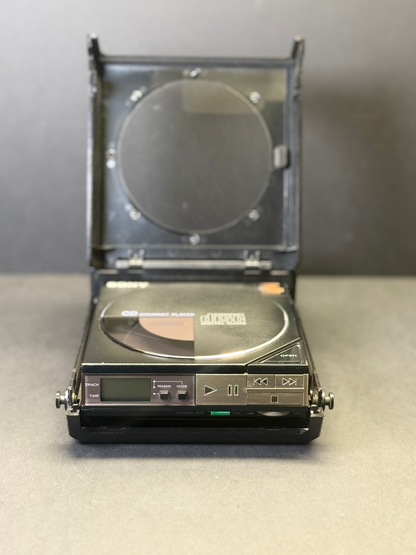 Sony Discman D-50 With Carry Case + Speakers. Serviced. Super Rare.  VGC