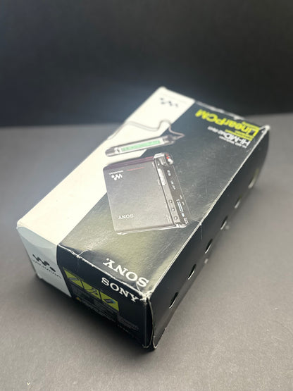 Sony mz-rh1 mini disc BOXED.  new OLED screen