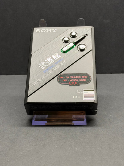 Sony WM-DD100 Boodo Khan Walkman  Boxed.  Super Rare. Near Mint.