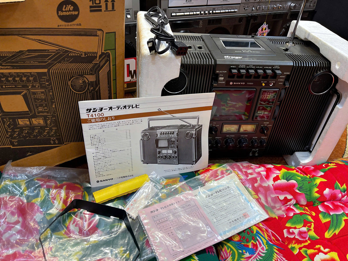 Sanyo T4100 Stranger TV Radio Cassette Boombox Boxed Museum Grade