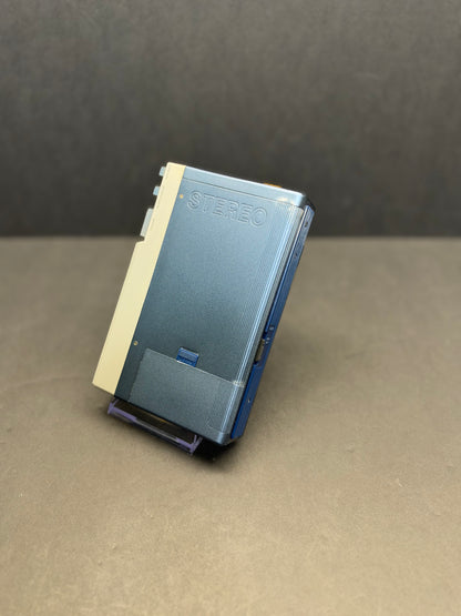 SONY TPS-L2 WALKMAN + SONY MDR-3L2 headphones + SONY CASE.