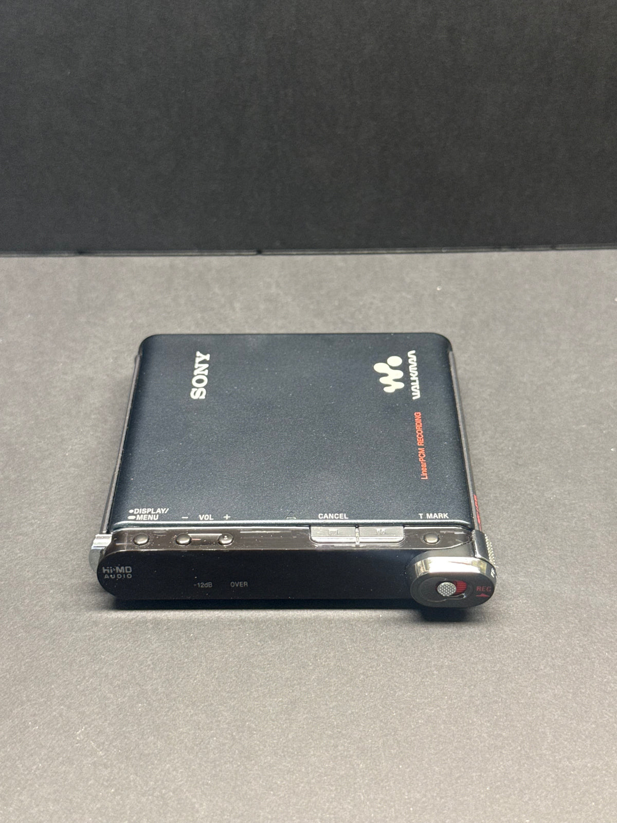 Sony mz-rh1 mini disc BOXED.  new OLED screen
