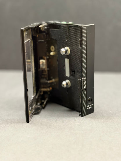 Sony WM-DD100 Boodo Khan Walkman  Boxed.  Super Rare. Near Mint.
