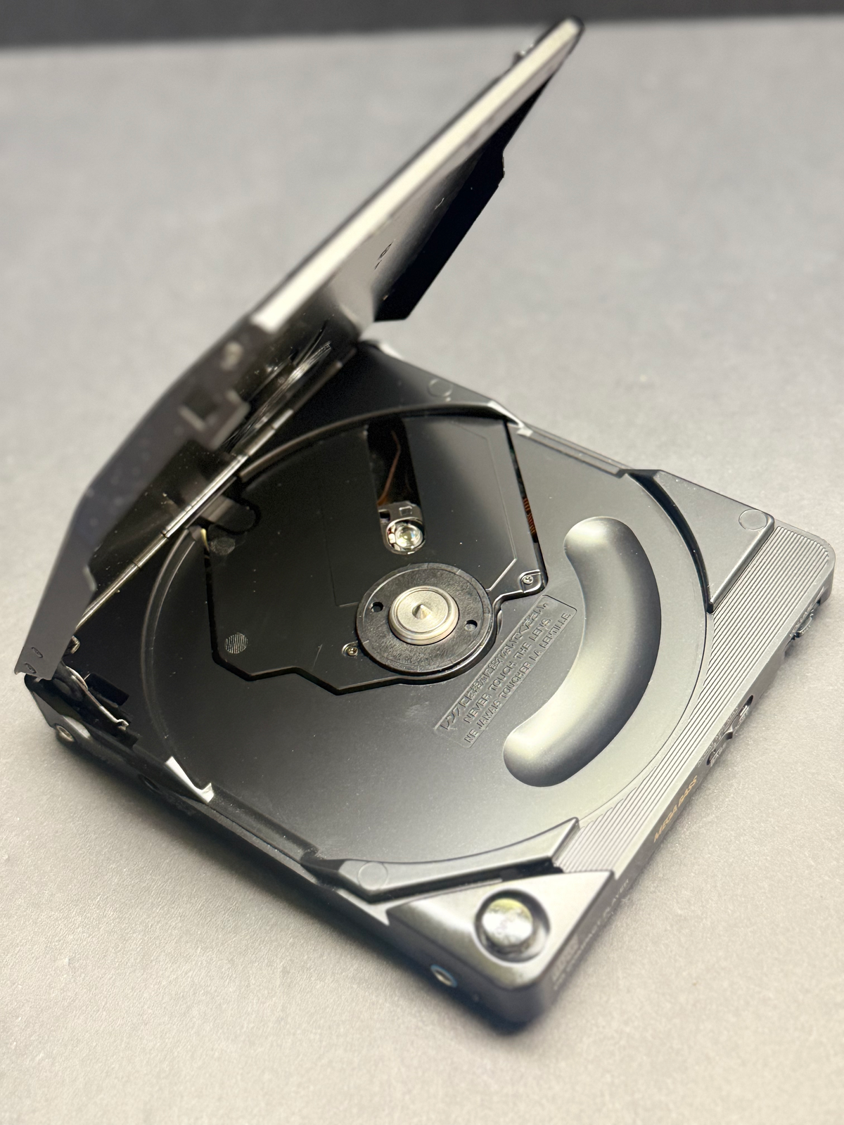 Sony D-350 Discman With Case And Original Headphones. Serviced. Works Perfectly