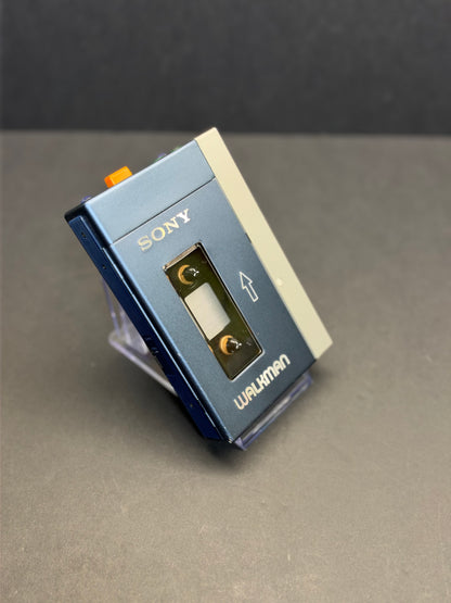 SONY TPS-L2 WALKMAN + SONY MDR-3L2 headphones + SONY CASE.