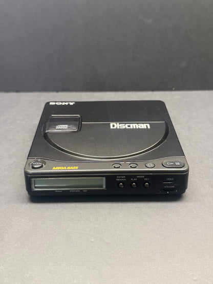 Sony Discman D-90 Digital Mega Bass Compact Disc Player Boxed. SERVICED. VGC
