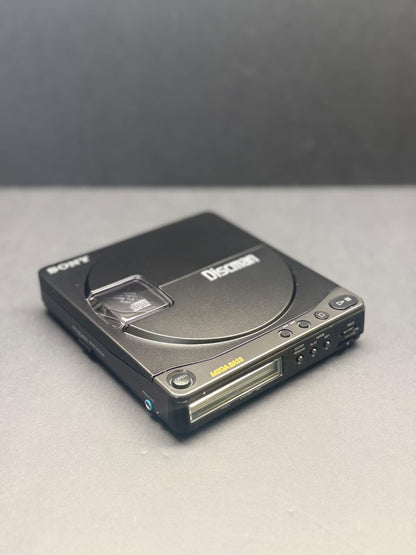 Sony Discman D-90 Digital Mega Bass Compact Disc Player Boxed. SERVICED. VGC
