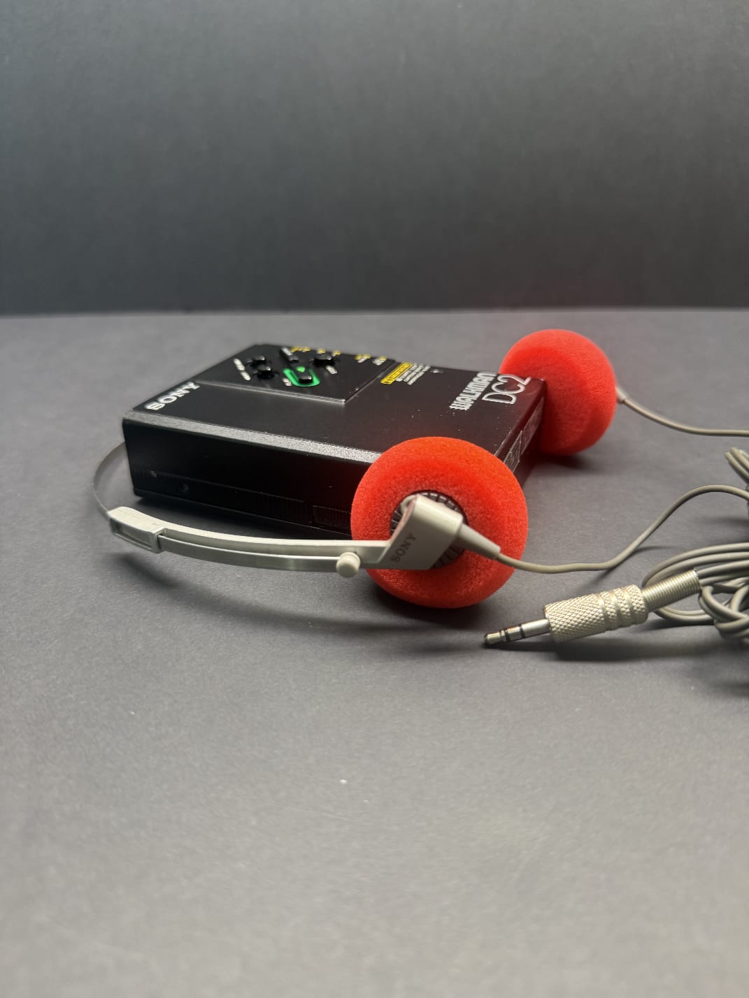 SONY WM-DC2 + SONY MDR 4lS headphones.