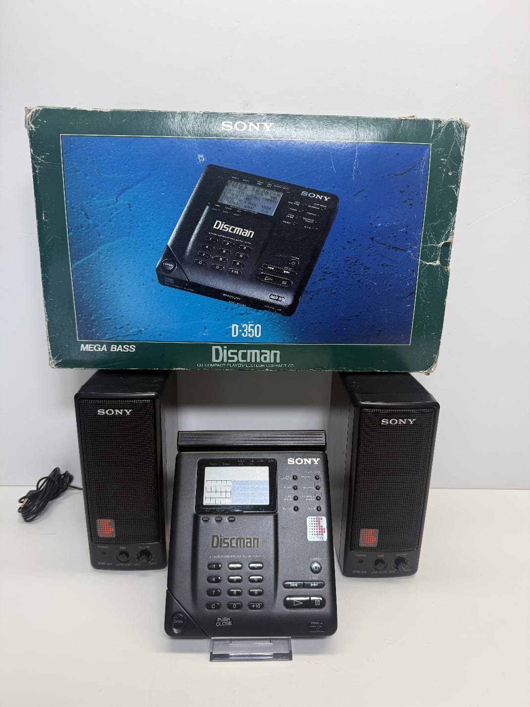 Sony D-350 Discman CD Walkman Complete Boxed Fully Serviced. Mint Condition VGC