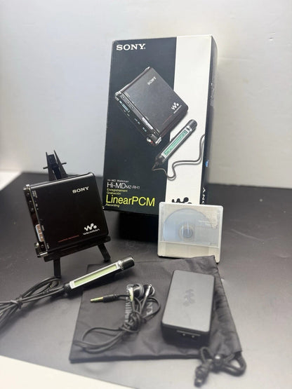SONY MZ-RH1 MiniDisc Walkman HI-MD Boxed. NEW OLED SCREEN. Sony Mic. Extras.