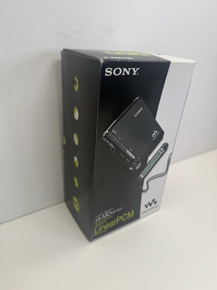 SONY MZ-RH1 MiniDisc Walkman HI-MD Boxed. NEW OLED SCREEN. Sony Mic. Extras.