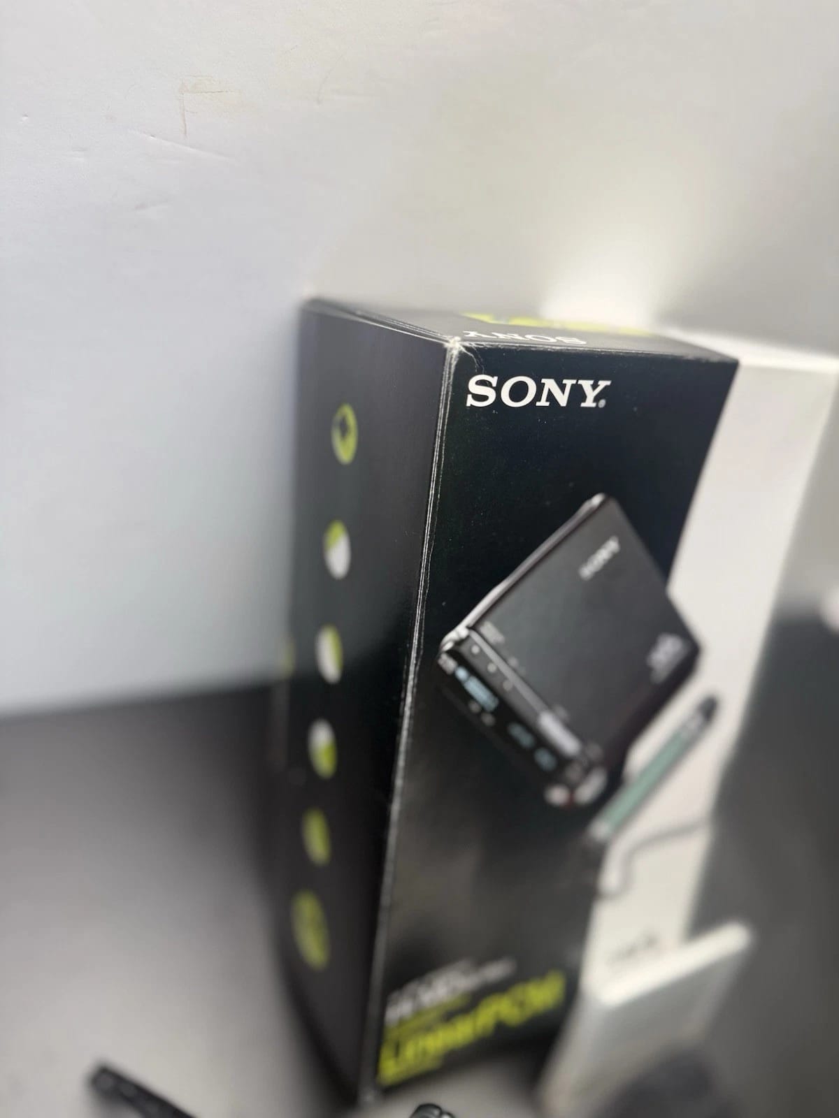SONY MZ-RH1 MiniDisc Walkman HI-MD Boxed. NEW OLED SCREEN. Sony Mic. Extras.