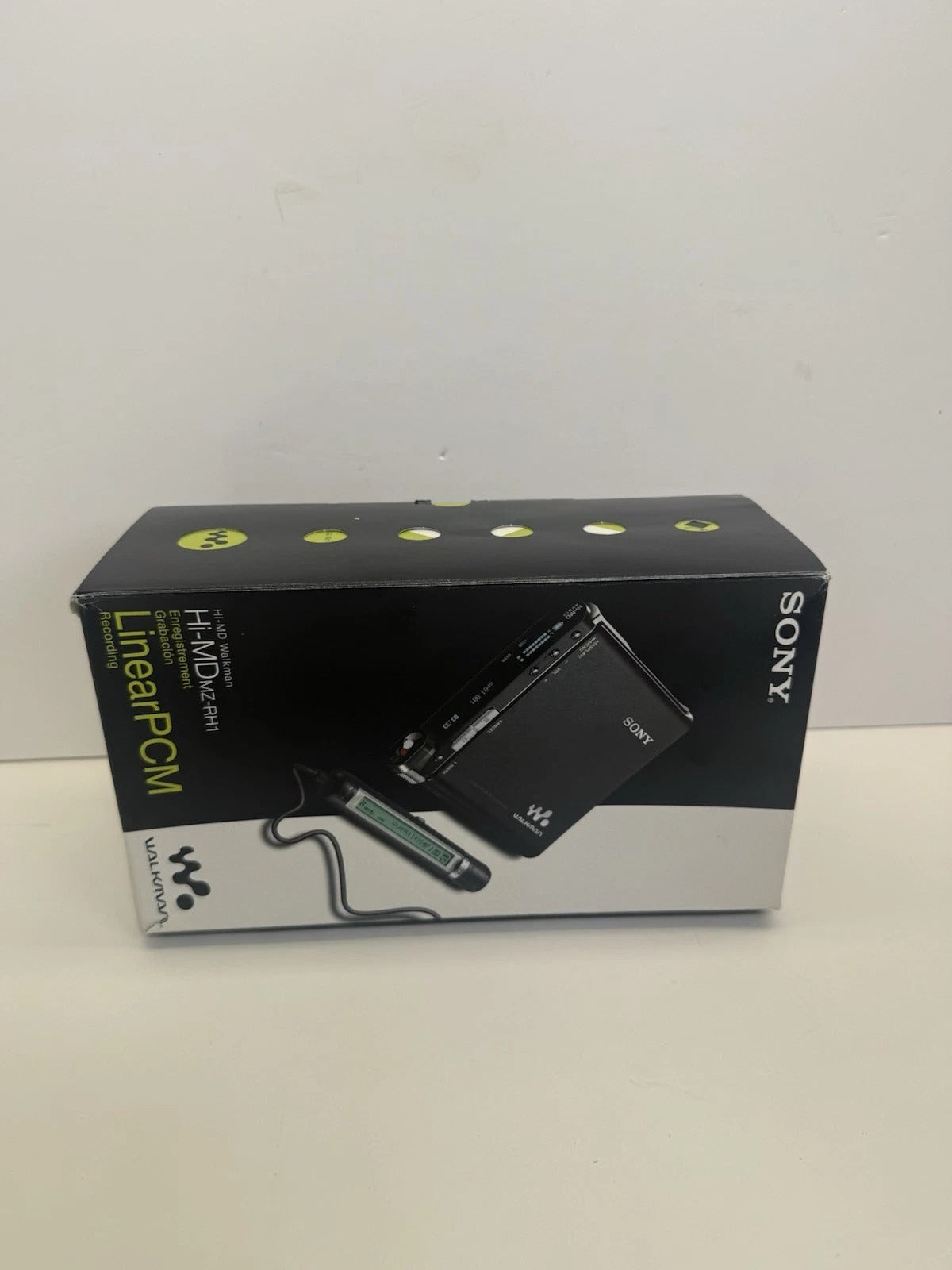 SONY MZ-RH1 MiniDisc Walkman HI-MD Boxed. NEW OLED SCREEN. Sony Mic. Extras.