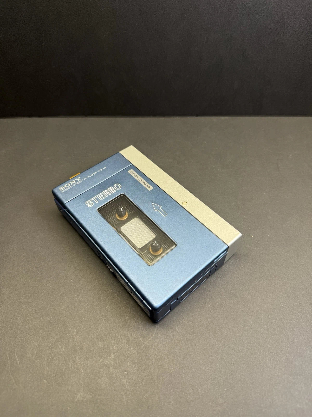 Sony TPS-L2 Walkman