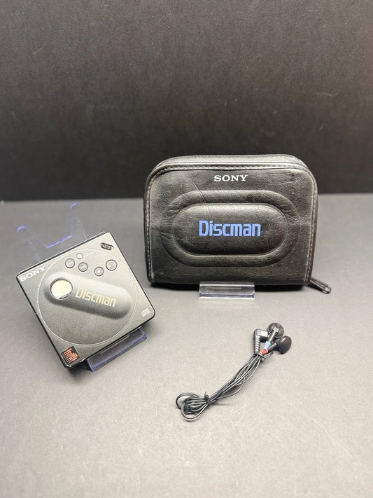 Sony Discman D-88 Fully Serviced. Carry Case.  Headphones. Holder.  VGC