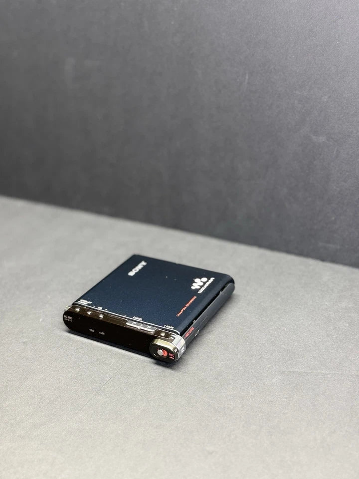 SONY MZ-RH1 MiniDisc Walkman HI-MD Boxed. Sony Mic